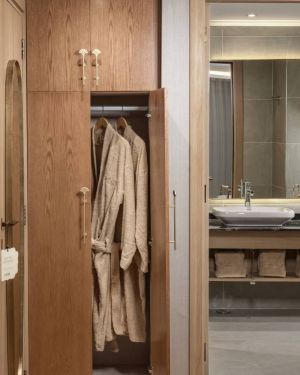 Bathrobe